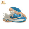 	Nike Giannis Immortality 3
  - Xanh biển