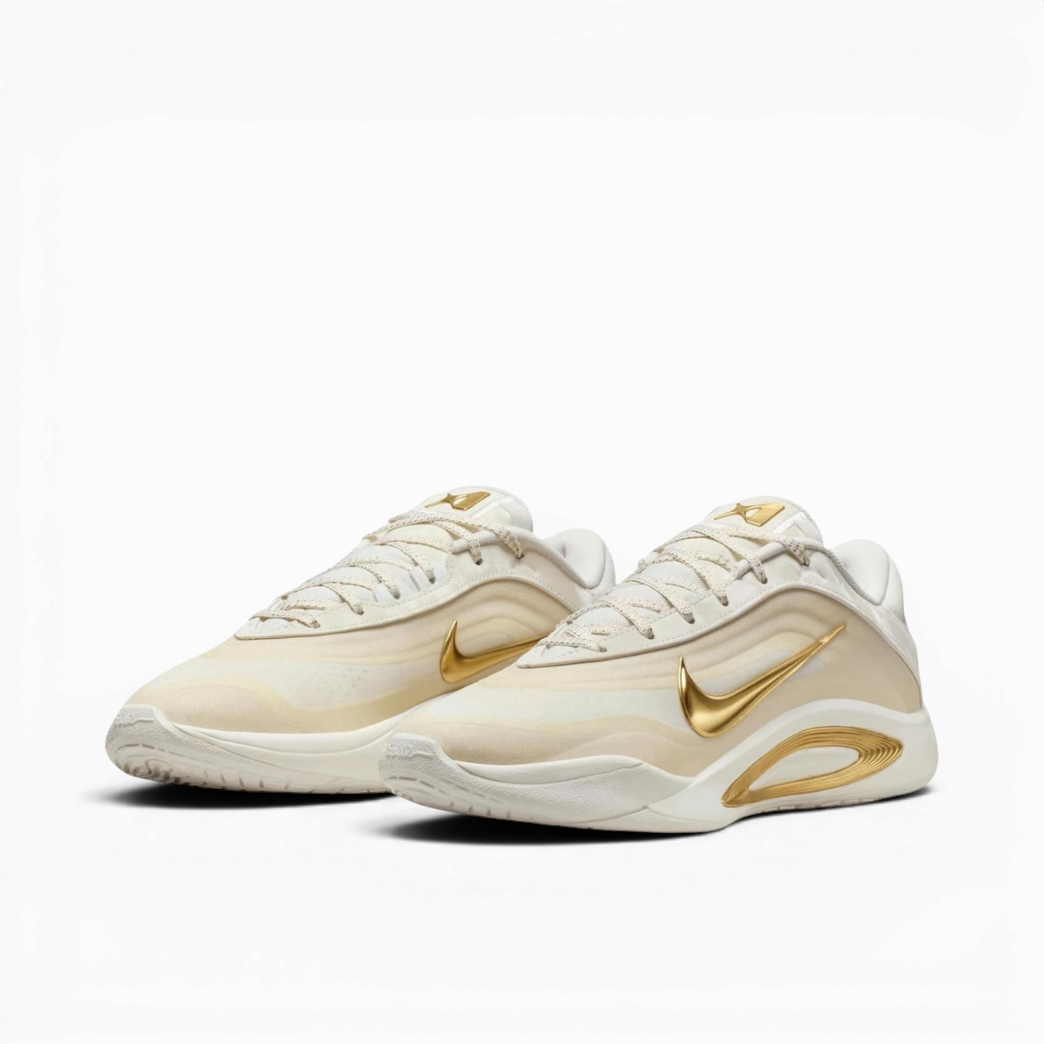 Nike-Aja-Wilson-AOne-Gold-Dynasty-FZ8605-102-(2)